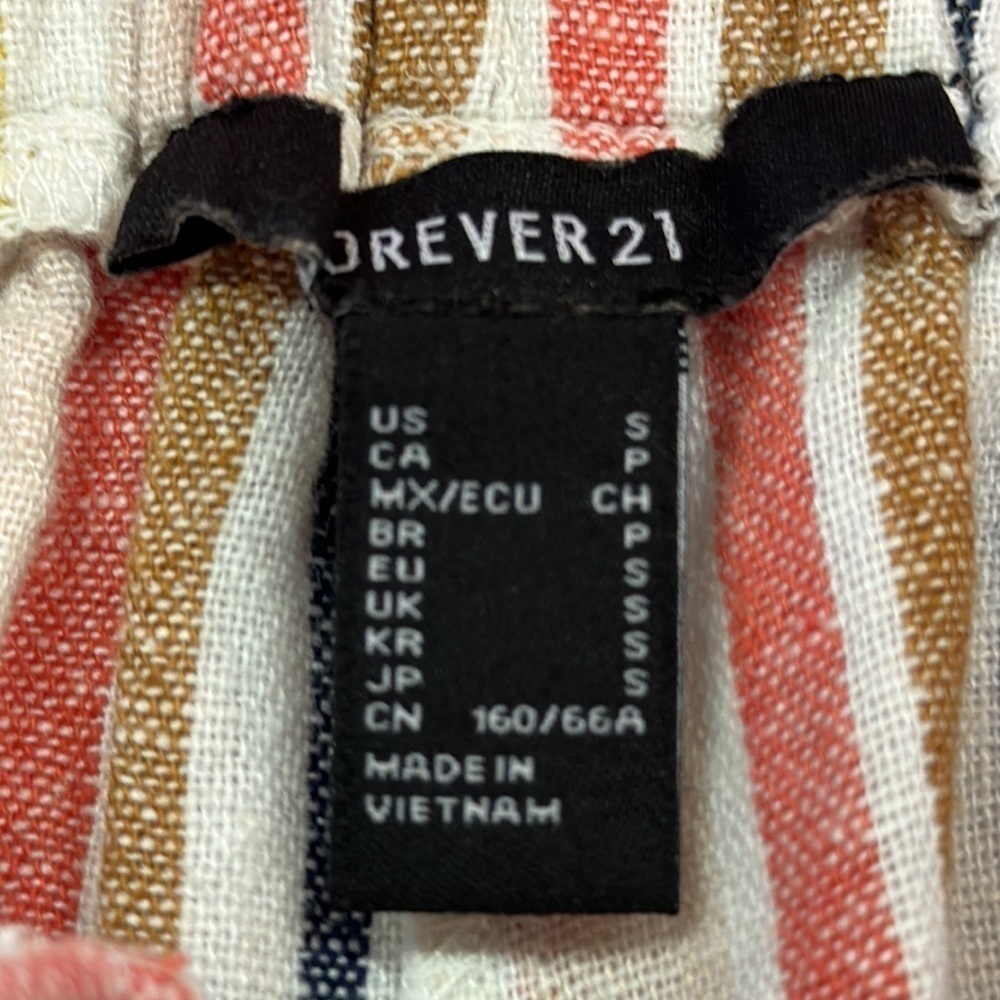 Forever 21 Multicolored Striped Ljnen/Rayon Pullon Shorts Size Small - Picture 4 of 6